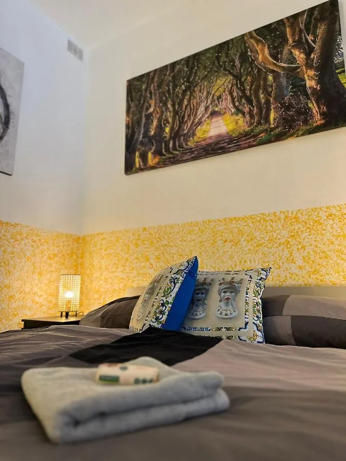 タオルミーナCasa Ponturoアパートメント イタリア